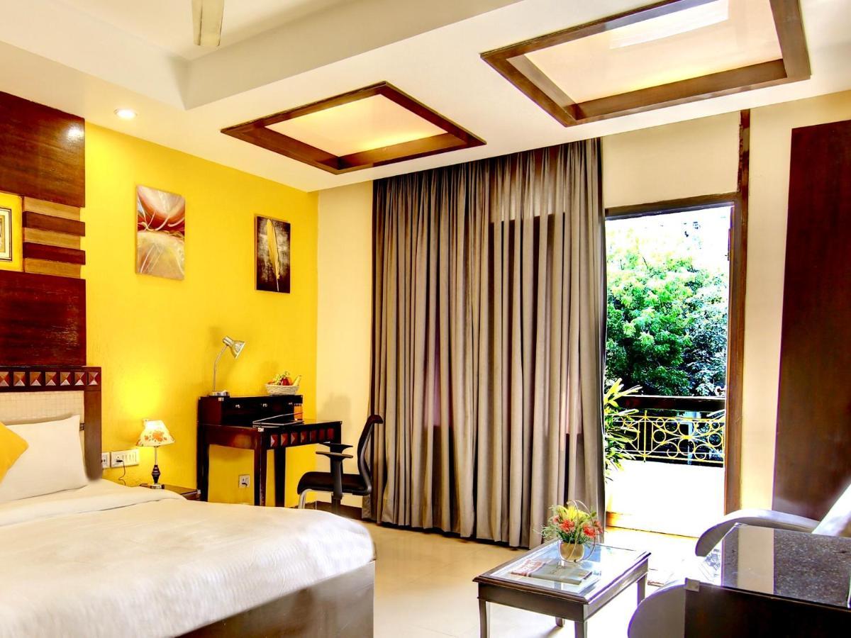 Lime Stays B&B Gk-2 At Greater Kailash Metro South Delhi Nearby Saket Select City Új-Delhi Kültér fotó
