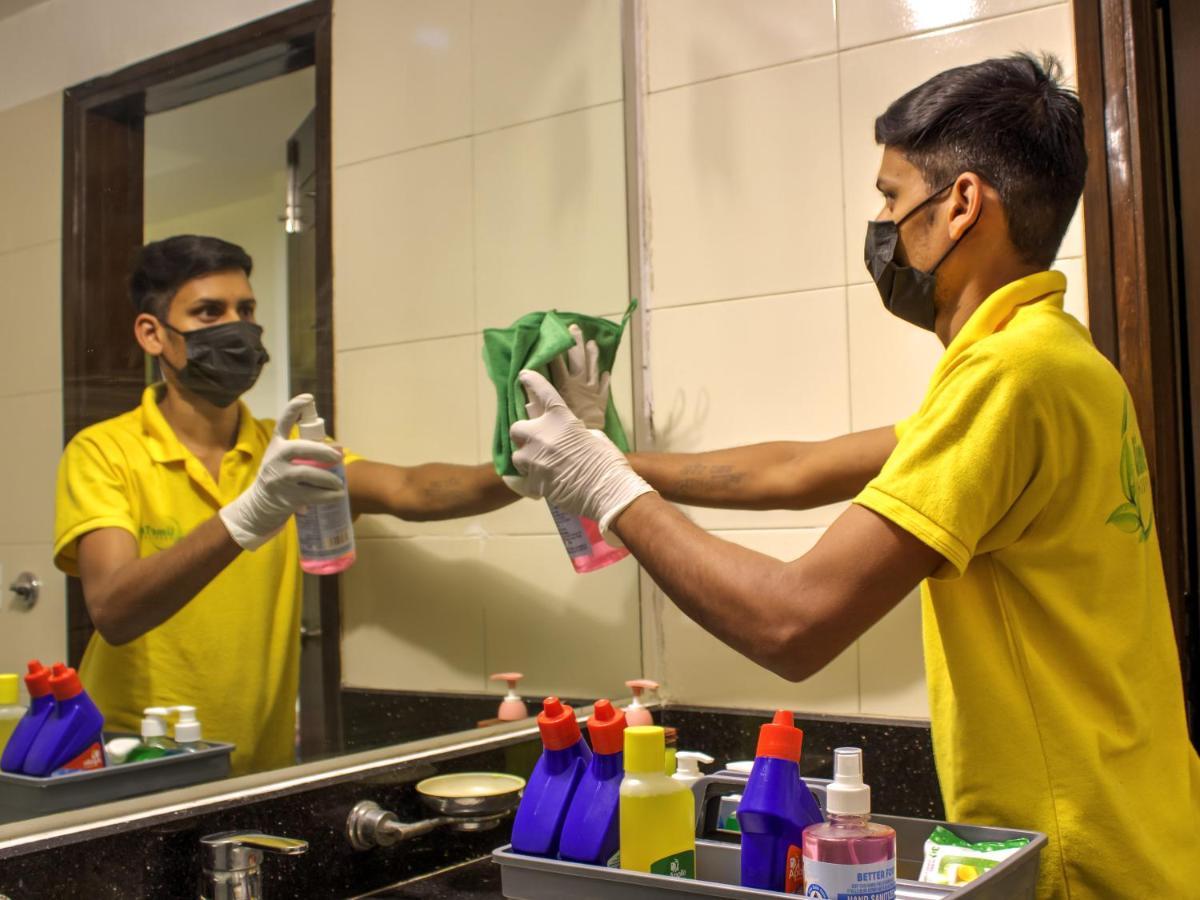 Lime Stays B&B Gk-2 At Greater Kailash Metro South Delhi Nearby Saket Select City Új-Delhi Kültér fotó