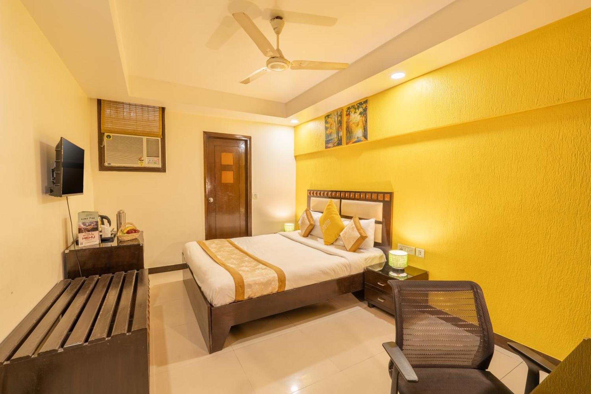 Lime Stays B&B Gk-2 At Greater Kailash Metro South Delhi Nearby Saket Select City Új-Delhi Kültér fotó