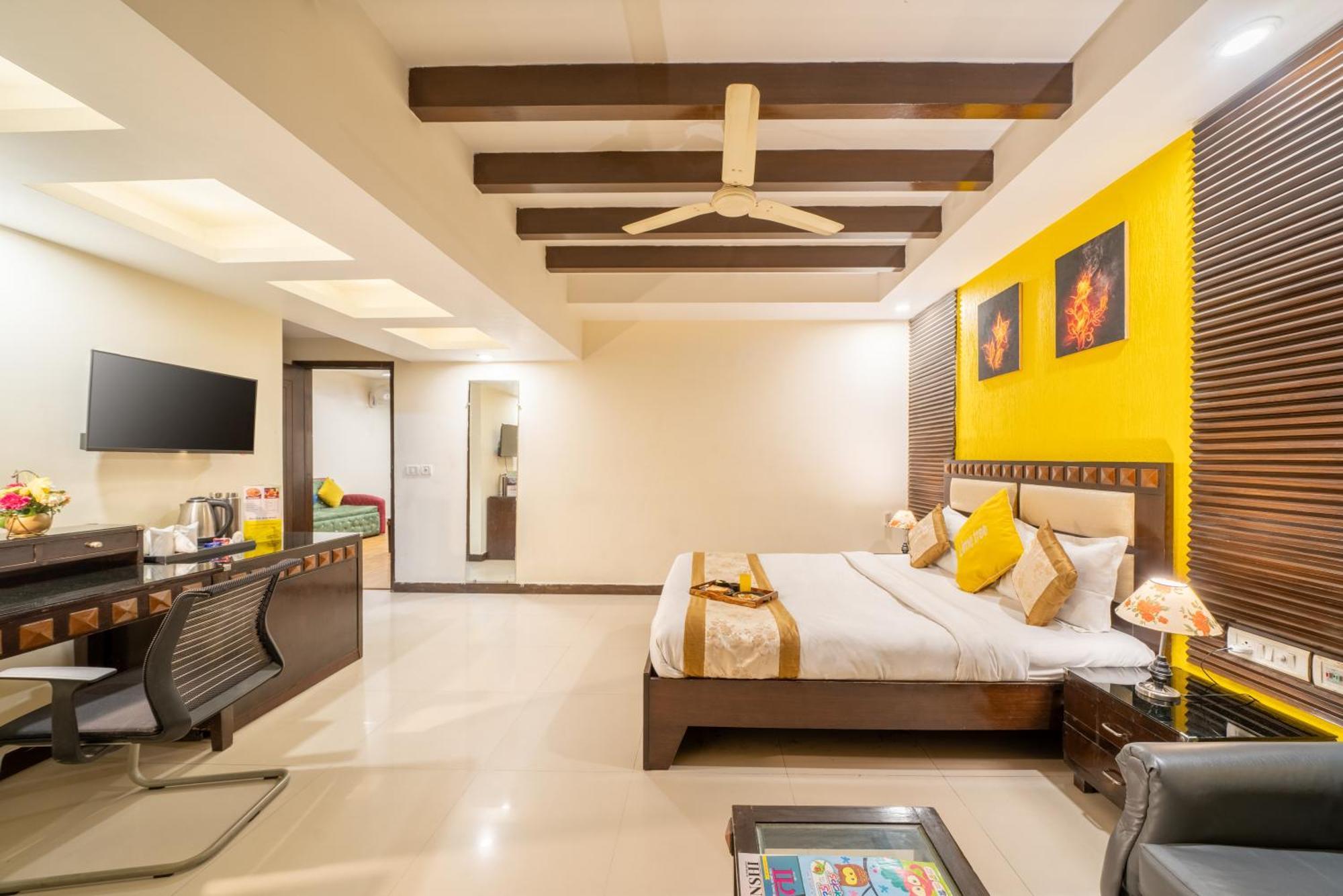 Lime Stays B&B Gk-2 At Greater Kailash Metro South Delhi Nearby Saket Select City Új-Delhi Kültér fotó